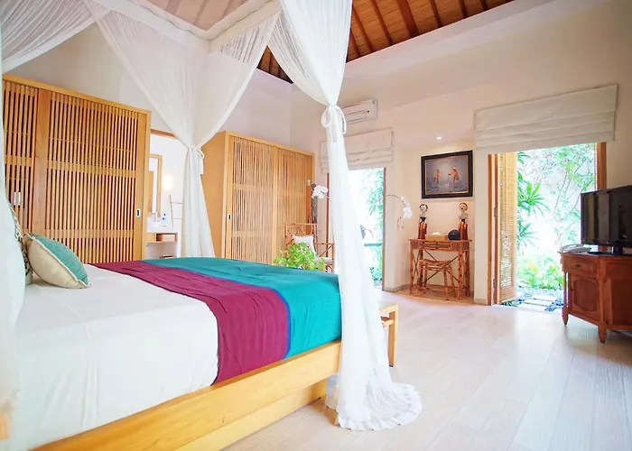Bali Asri Batubelig Villa Seminyak