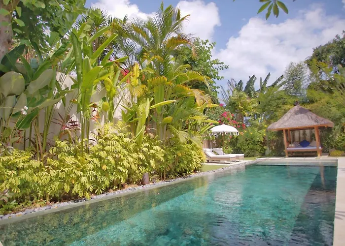 Bali Asri Batubelig Villa Seminyak